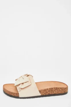 Quiz Bow Flat Sandals Beige