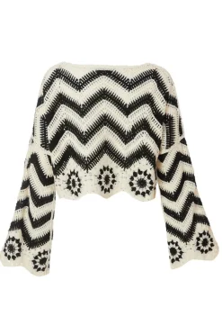 Quiz Crochet Scalloped Top Black