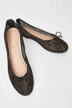 Quiz Lace Pumps Black Online