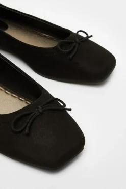 Quiz Black Square Toe Flat Pumps Hot