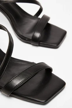 Quiz Strappy Flared Heel Black Outlet