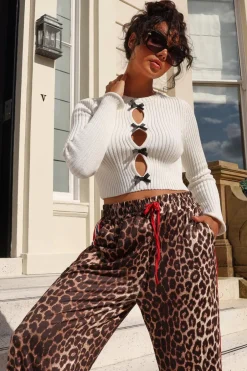 Quiz Cream Bow Front Cropped Jumper Discount