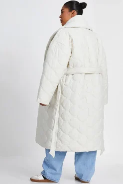 Quiz Curve Quilted Wrap Coat Hot