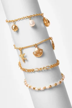 Quiz Gold Charm Bracelet