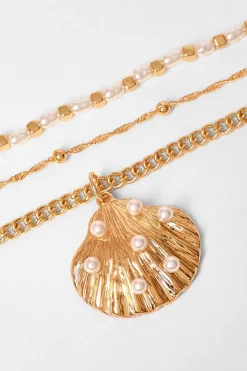 Quiz Gold Shell Pendant Necklace Discount