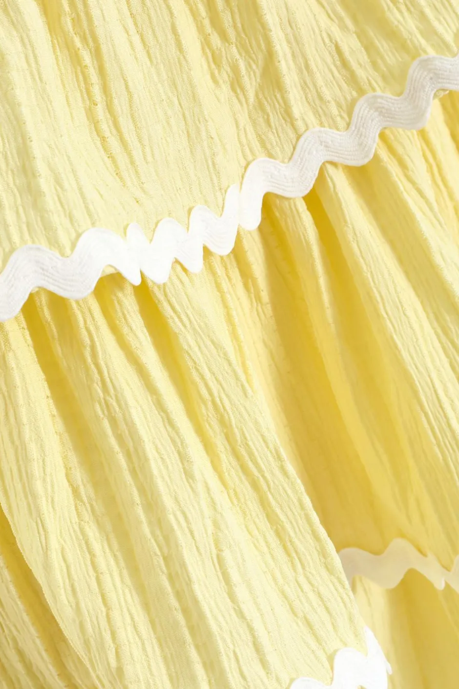 Quiz Lemon Wavy Trim Tiered Mini Skirt Hot