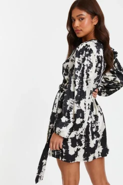 Quiz Petite Black Satin Marble Print Wrap Dress Outlet