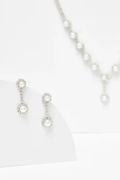 Quiz White Diamante Pearl Jewellery Set Hot