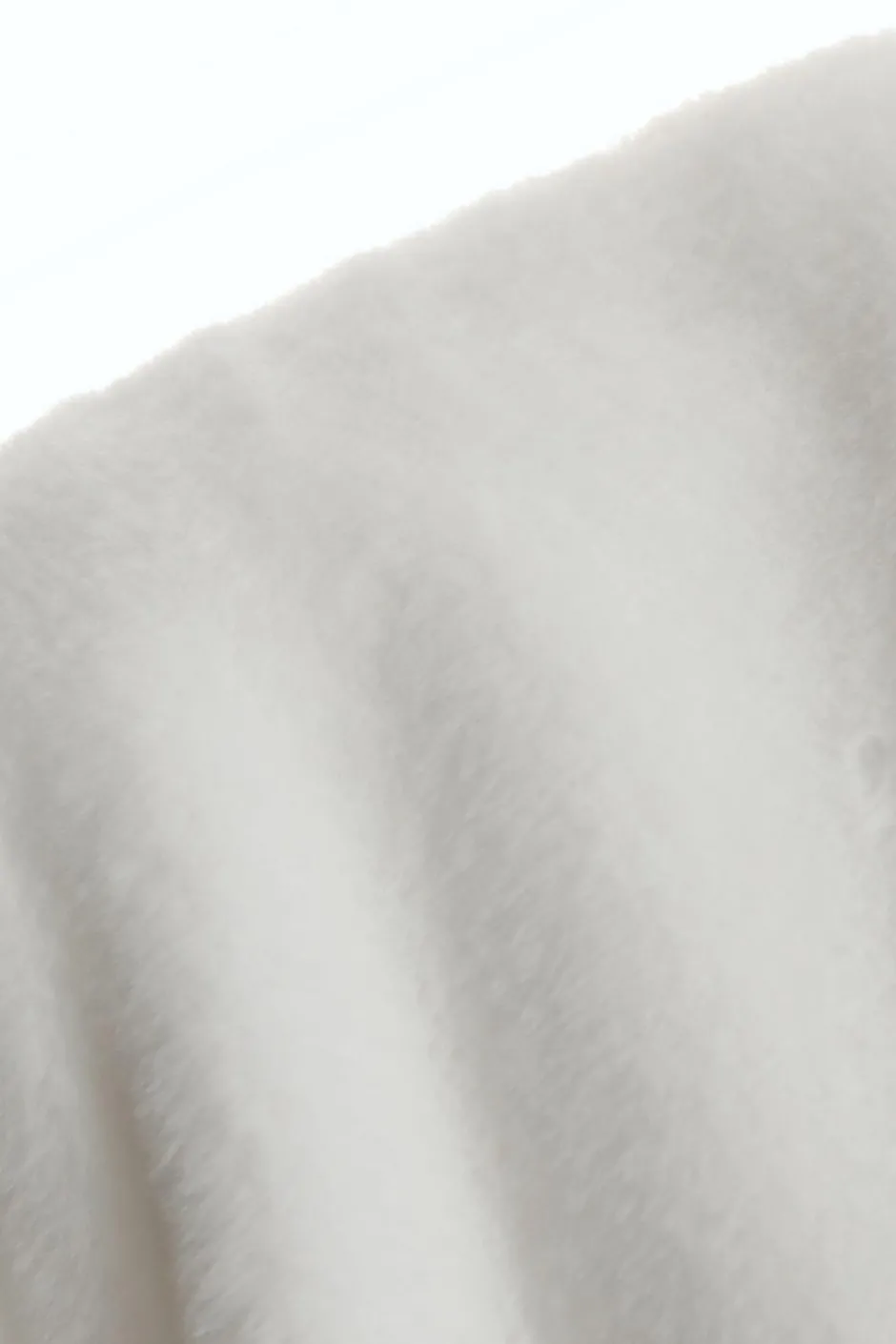 Quiz Faux Fur Long Sleeve Cape White Clearance