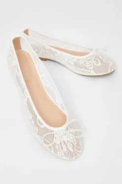 Quiz Lace Pumps White Hot