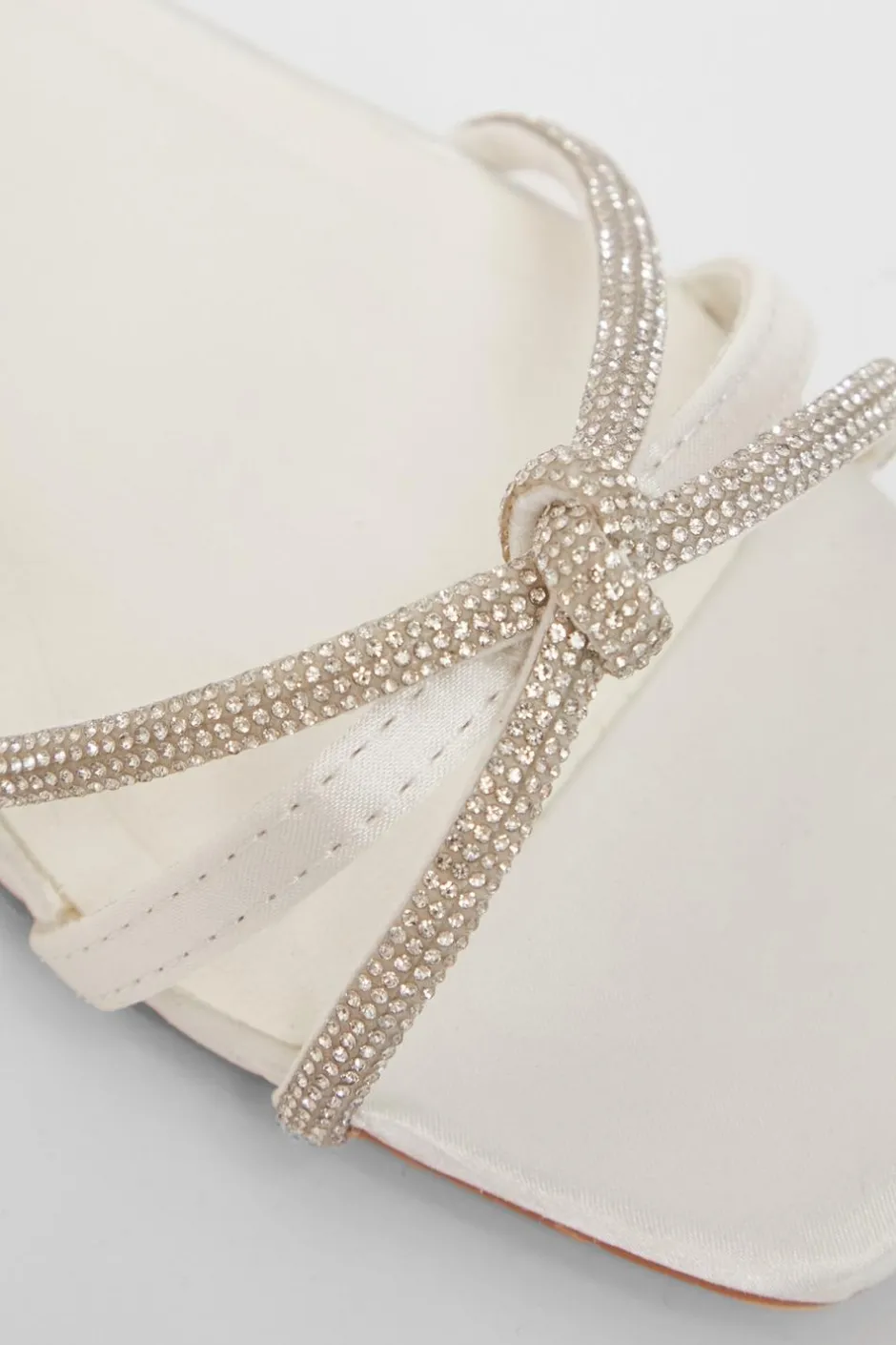 Quiz Wide Fit Knot Front Sandals White New